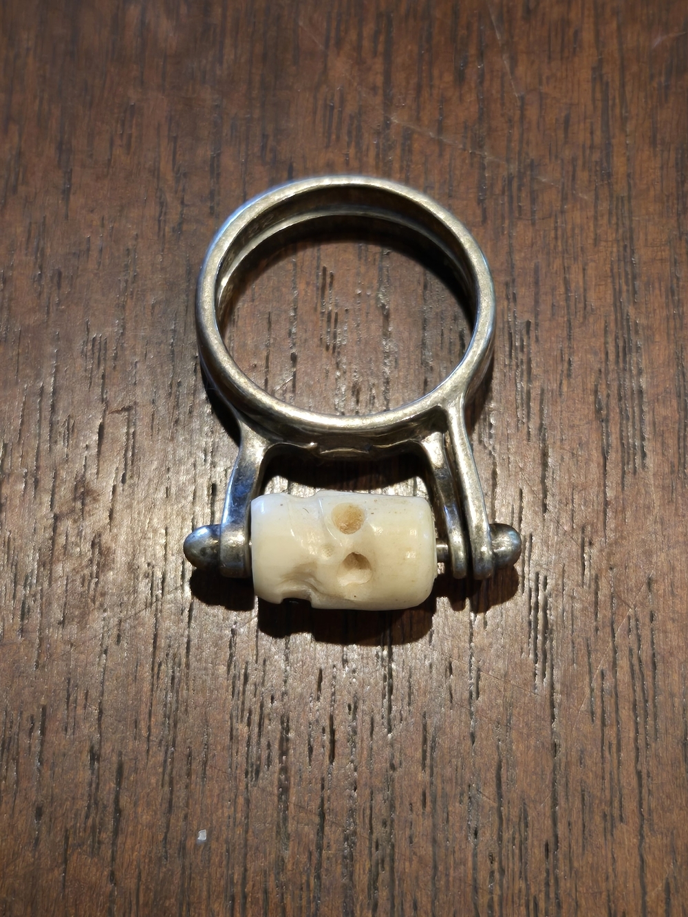 925 Silver Roller Ring with Ivory Accent